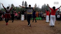 庄寨镇广场舞蹈队，队长和舞友在秦寨庙会献舞VID20161016173501