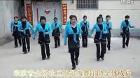 沂南县界湖镇金场社区姐最拽舞蹈队激情演绎一路歌唱广场舞