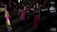 东北大秧歌在威海银滩大拇指广场舞动起来！