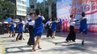 镇雄首届电视广场舞大赛第一名《欢乐的海洋》-怡馨舞协队