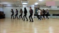 韩国版《小苹果》舞蹈排练, 还不如中国的广场舞呢