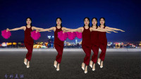 特色新创40步广场舞《爱的路上千万里》韩宝仪演唱，重温经典老歌