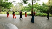 实拍，北京大妈跳广场舞《我的九寨》深情的乐曲，美丽的舞姿