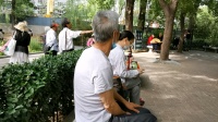 花絮，偶遇北京市民给广场舞大妈提建议，希望跳的更好