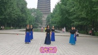 实拍北京紫竹院大妈跳广场舞《光芒》小红和婆婆领舞