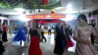 庆祝中华人民共和国成立七十周年合浦美人鱼歌友会2019年5月20日在合浦文化宫举行“合浦美人鱼歌友会5·20梦幻之夜”歌舞晚会(15)《一晃就老了》三十二步舞蹈