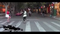上海嗲囡囡模仿《江南style》跳骑马舞！