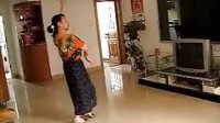 广场健身舞葫芦丝月光下的凤尾竹伴我学跳傣族舞动作