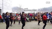 罗田县骆驼坳镇夏家冲村妇女庆祝三·八广场舞（1）