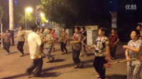 滨湖和园乐乐团健身舞 老太太广场舞 老人打花棍