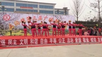 青山村舞蹈队2016庆3.8广场舞大赛获奖作品，[红红的中国串烧中国范]