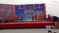 大崦村舞协在文竹商贸中心广场舞大赛表演《水妹子》