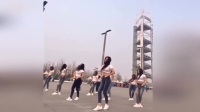 一群美女在鸟巢跳广场舞，这可比大妈们跳的广场舞好看多了！