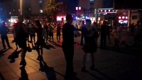 2017年8月6日沈阳王哥王嫂夫妻在大连百合广场三步踩舞表演