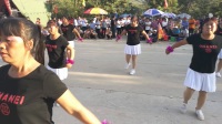 平泉榆树林子喇嘛店村红月亮舞蹈队广场舞视频