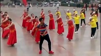 一、开场舞《美丽的中国》，领舞：中国广场舞联合会主席、中国交