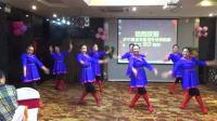 森吉德玛艺术团采编：广场舞《蒙古之花》教师协会舞团。