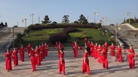 广场舞串烧《张灯结彩、舞动中国》攸县联星街道雪花社区体育场健身舞蹈队表演！