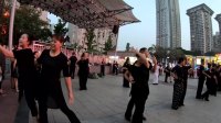 洪峰过、舞起来一一重庆广场舞走马观花