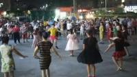 惠州舞蝶广场舞蹈队《欢腾的草原》圈圈舞，团队现场版！