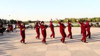 广场舞《没有共产党就没有新中国》梧桐树舞蹈队表演，许恩洋拍摄