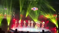 《太阳出来喜洋洋 表演 团队版》吉林磐石歌之舞参加全国广场舞十强总决赛在上海儿童剧院第二次彩_0