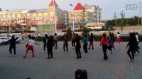 赤峰我可爱的家乡，内蒙敖汉惠民小区舞蹈队