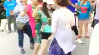 郑州公园尬舞团(第60集)高温也阻止不了舞神们的摇摆！不一样的广场舞