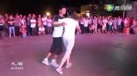 这对不一般的陌生男女一开跳, 颠覆广场舞界令人叹为观止!