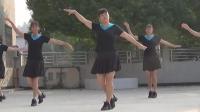 龙岩乡村早晨: 时尚的农村大姐跳广场舞太美了《歌在飞》