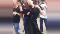 郑州广场舞美女黑玫瑰, 和陕西燕姐广场舞风格不同, 你觉得哪个好
