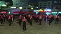 市标级的广场舞队伍, 演跳成龙版本的《厉害了, 我的国 》