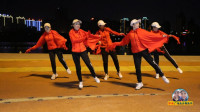 欢快喜庆的广场舞《张灯结彩》24步，祝大家春节快乐！