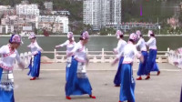 云南山歌：民族阿妹的广场舞：《莫学阳雀叫半春》