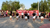 菏泽农村最流行的广场舞，小媳妇跳，老大妈学，好开心