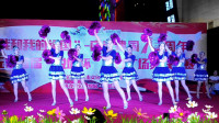 变队形花球广场舞《中国歌最美》大气好看，适合表演
