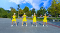 四位美女跳广场舞嗨爆现场，这样跳瘦腰又健身，值得收藏学习