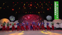 广场舞《一起红红火火》欢快喜庆，火辣手帕舞值得一看！