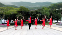 凤凰六哥广场舞《爱在思金拉措》原创藏族舞团队版！