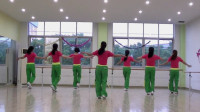 广场舞《孤独》一首好听的英文舞蹈歌，快来跟着老师们跳起来