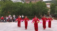 辣妈红莲广场舞扇子舞
《山里的人乐的潇洒》
演示：石滩舞蹈队