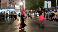 最新原创编舞32步入门广场舞《假情真爱》歌词醉人心，简单