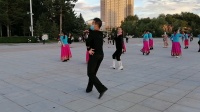 葛手机拍摄《彩虹舞蹈团广场舞乌兰牧骑》20200804