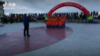 富锦市阳光健广场舞巜丰收中国》变队形
