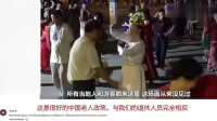 老外看中国：俄罗斯夫妻探索中国夜间广场舞，俄罗斯网友：这也能算舞蹈吗