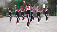 32步广场舞《晚秋》，最简单的教学，跟跳一遍就会