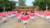 衡阳沐林健身广场舞：大型扇子舞——《兰花花》，活泼欢快