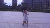 里湖紫丁香广场舞--双人舞：北京平四(33)