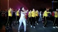 青青世界广场舞夜晚鬼步跳不停广场式的鬼步广场舞视频大全2017最新广场舞水兵舞
