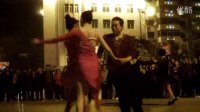 吉特巴舞 ——李丰吉特巴舞俱乐部学员在丹东鸭绿江广场表演！